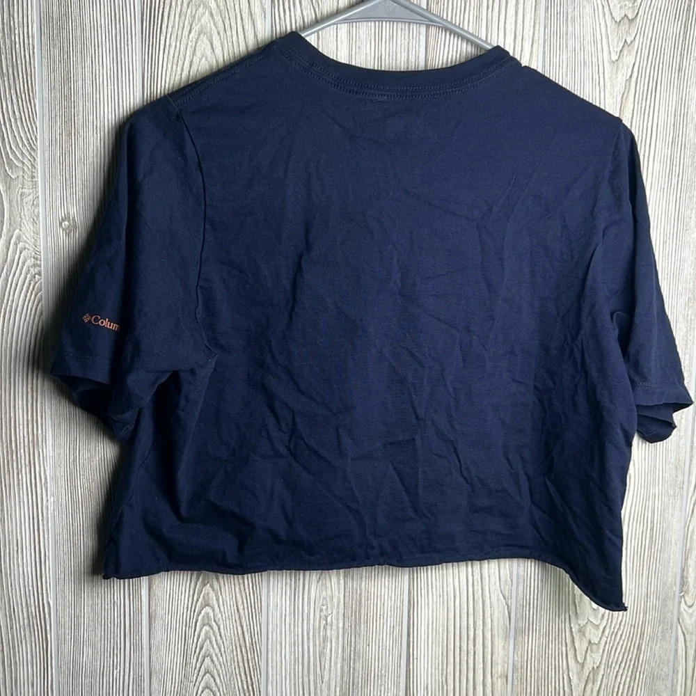 Women’s Columbia crop tee size small - Picture 4 of 4